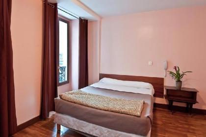 Nation Montmartre Hotel - image 6