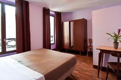 Nation Montmartre Hotel - image 9