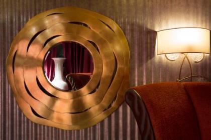 Hotel Mondial - image 20
