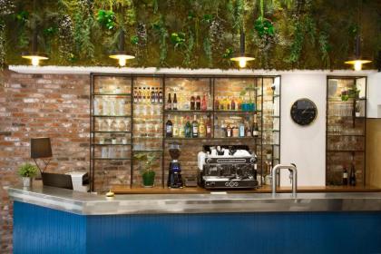 Hotel The Playce by Happyculture - image 4