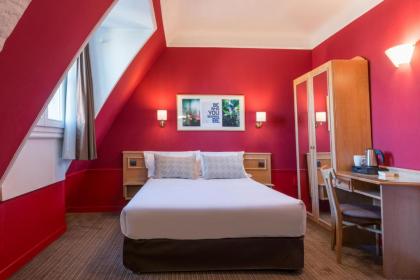 Paris France Hotel - image 15