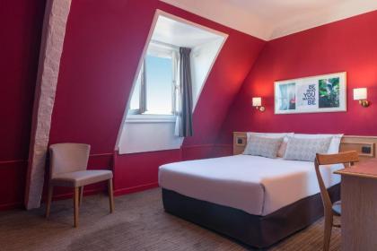 Paris France Hotel - image 16