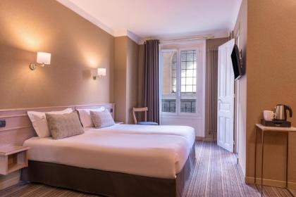 Paris France Hotel - image 7