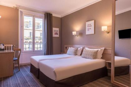 Paris France Hotel - image 9
