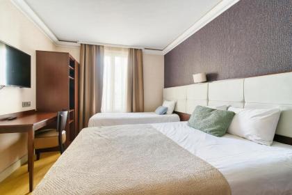 Nord Est Hotel - image 6