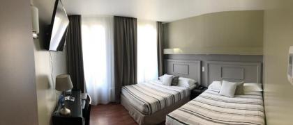 Cosmotel Hotel - image 1