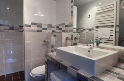 Cosmotel Hotel - image 18