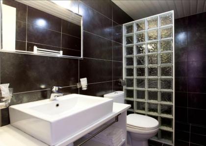 Cosmotel Hotel - image 20