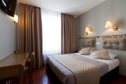 Cosmotel Hotel - image 3