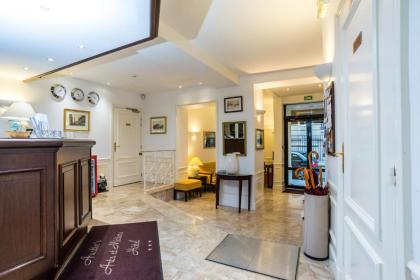 Austin'S Arts Et Metiers Hotel - image 1
