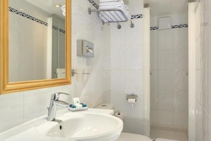 Austin'S Arts Et Metiers Hotel - image 20
