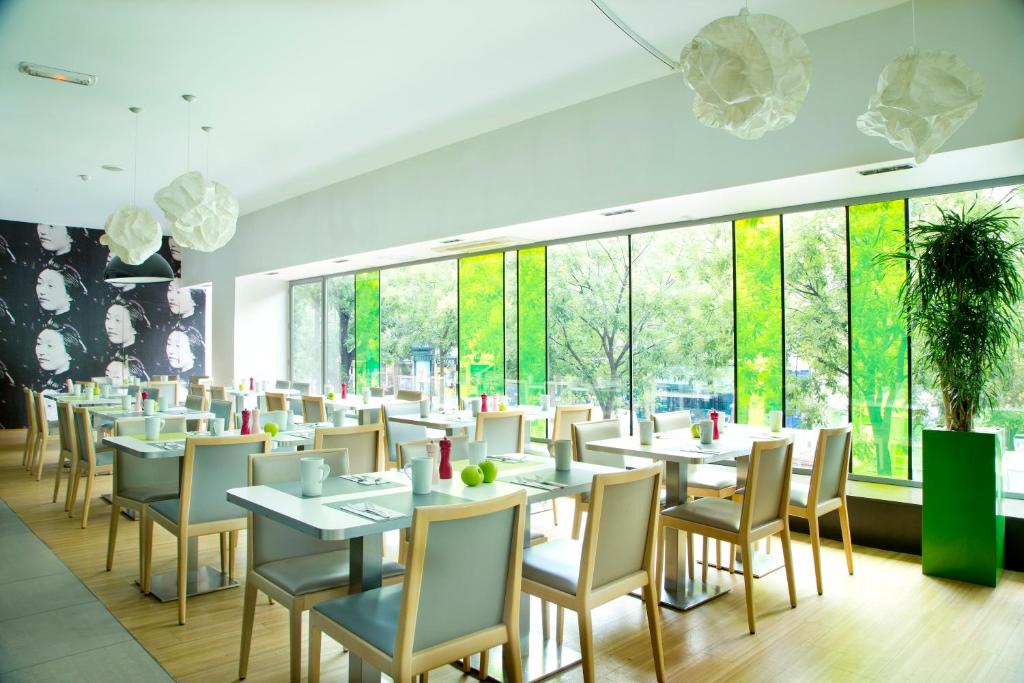 Holiday Inn Paris Opera - Grands Boulevards - image 4