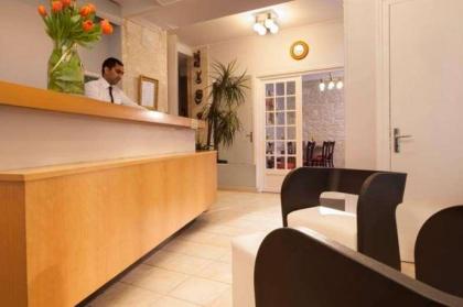 Hotel Excelsior Republique - image 15