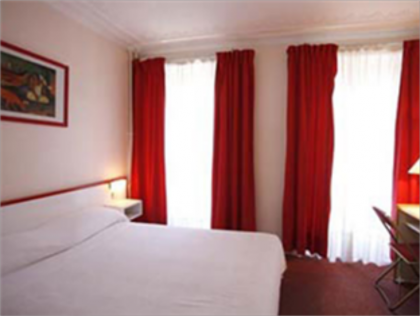 Hotel Excelsior Republique - image 17