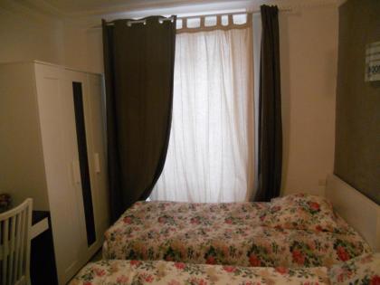 Hotel Pacific - image 5