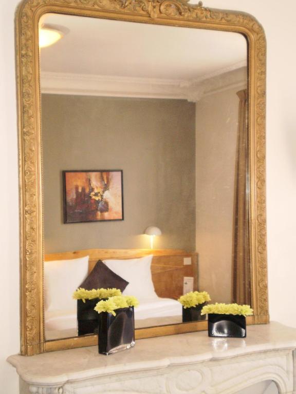 Hotel Corona Rodier - image 3