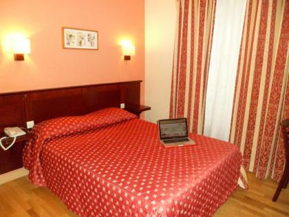 Hotel De Paris - image 10