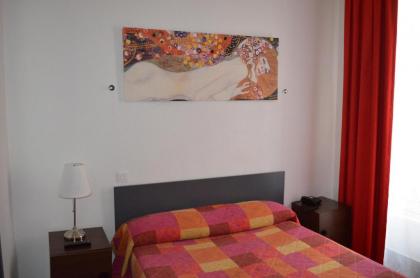 Hôtel Beauquartier Moulin Rouge - Ex goldhotel - image 19