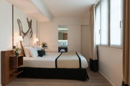 Hotel Monna Lisa Champs Elysees - image 11