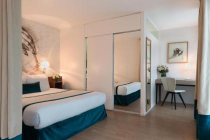 Hotel Monna Lisa Champs Elysees - image 17