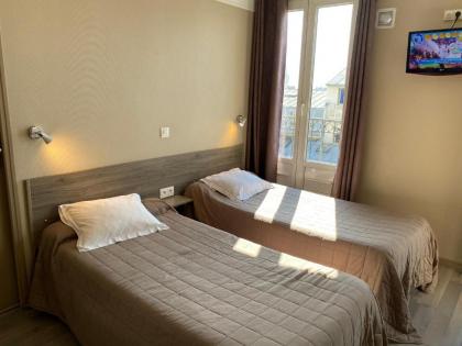 Angleterre Hotel - image 10