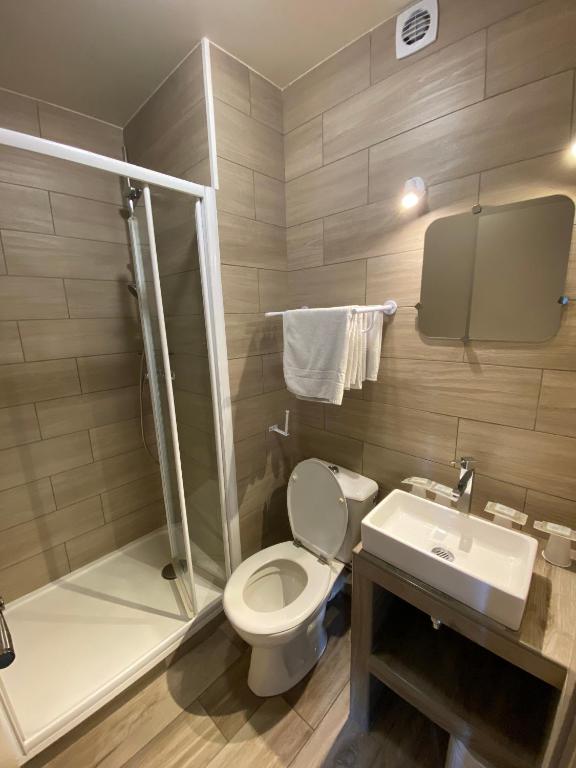 Angleterre Hotel - image 3
