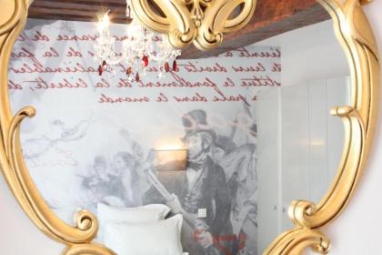 Hotel Konfidentiel - Paris - image 11