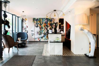 Best Western Plus Opera Batignolles - image 1