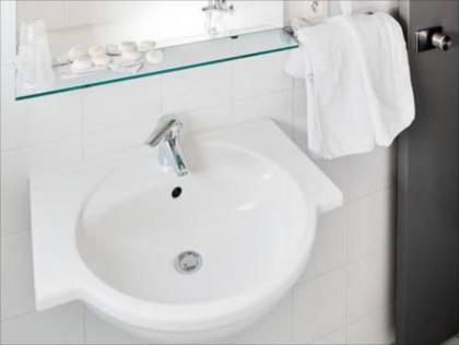 Trendy Canettes Hotel - image 11