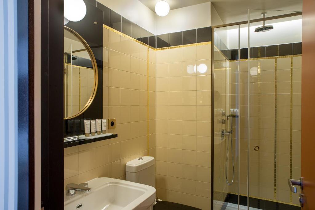 Hotel du Rond-Point des Champs-Elysees - Esprit de France - image 7
