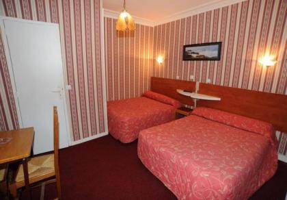 Sully Hotel - image 10