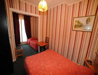 Sully Hotel - image 14