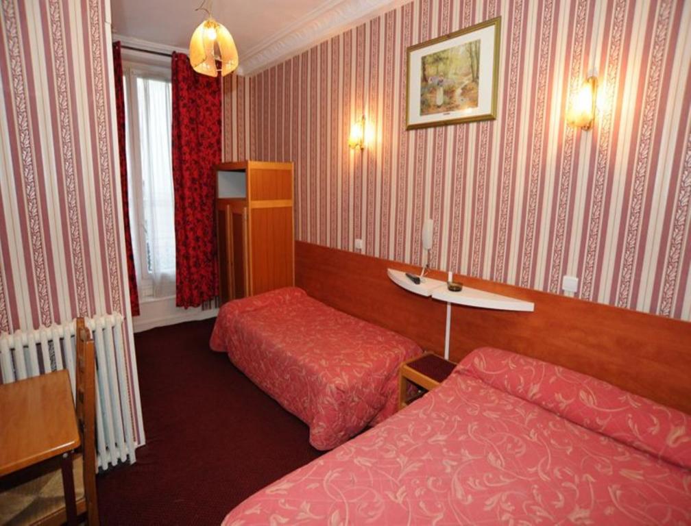 Sully Hotel - image 7