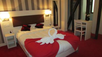 Hotel Pavillon Opera Lafayette - image 1