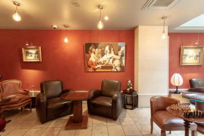 Hotel Atlantis - image 20