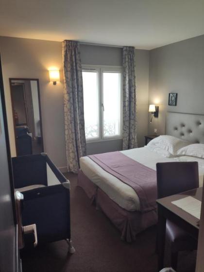Hotel Le Relais Saint Charles - image 17