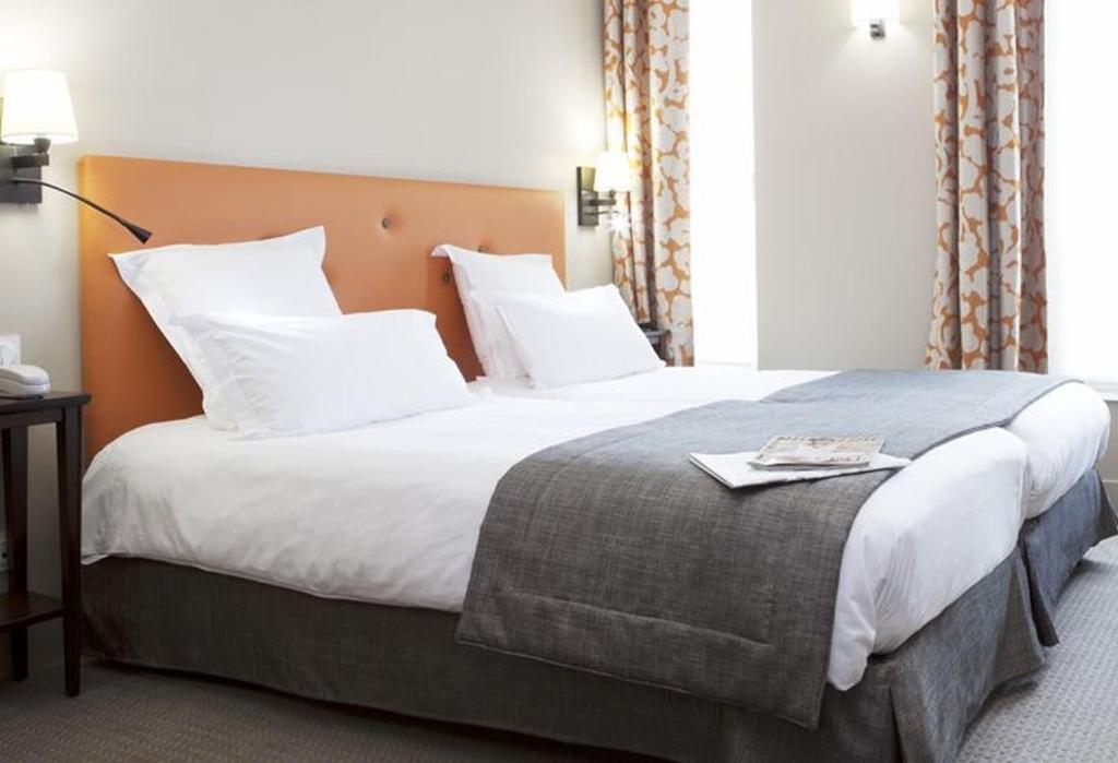 Hotel Le Relais Saint Charles - image 2