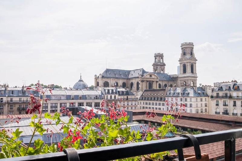 Le Clement - main image