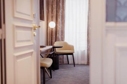 XO Hotel Paris - image 8