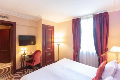 Hotel du Beaumont - image 2