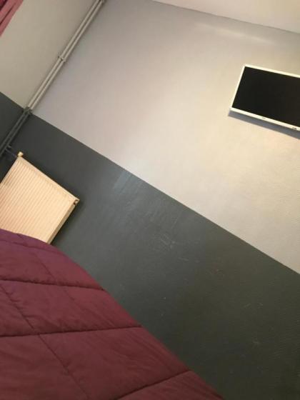 FM Hotel - image 17