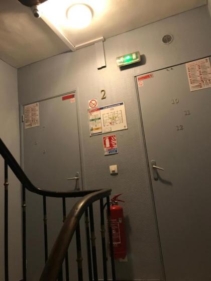 FM Hotel - image 8