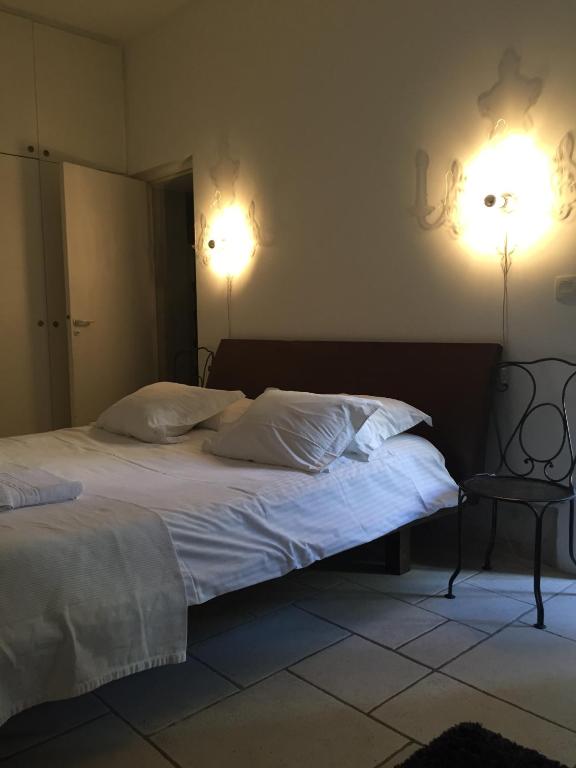 Boutique Hotel de la Place des Vosges - image 4