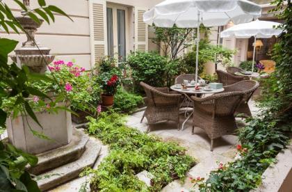 Hotel D'Angleterre - image 1