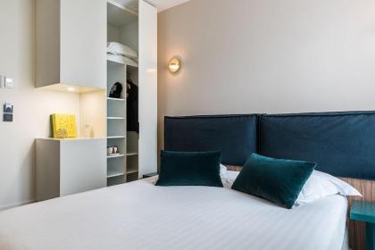Champs Elysees Friedland - image 10