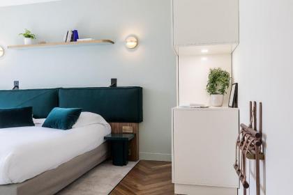 Champs Elysees Friedland - image 20