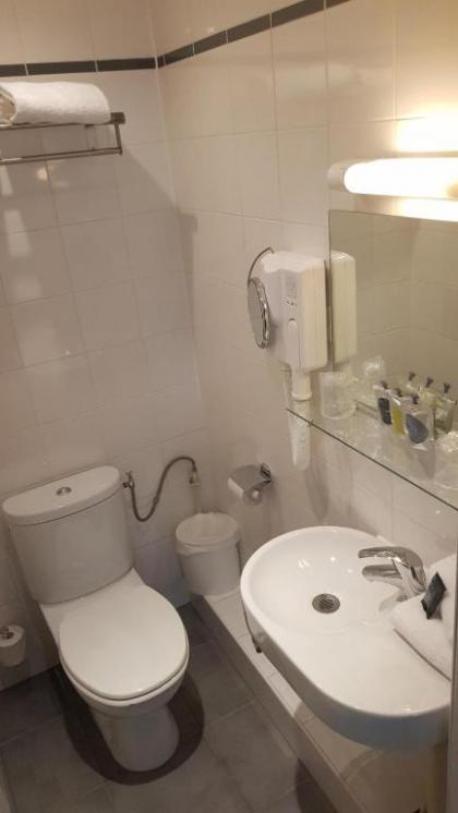Modern Hotel Montmartre - image 13