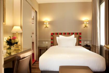 Hotel Des Comedies - image 8