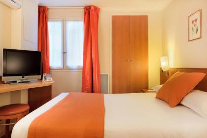Hotel Axel Opera hotel - image 4