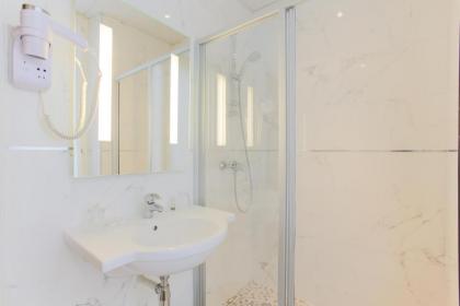 Hotel Bellevue Saint-Lazare - image 20
